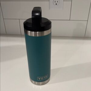 YETI Aqua Tumbler with Black Lid
